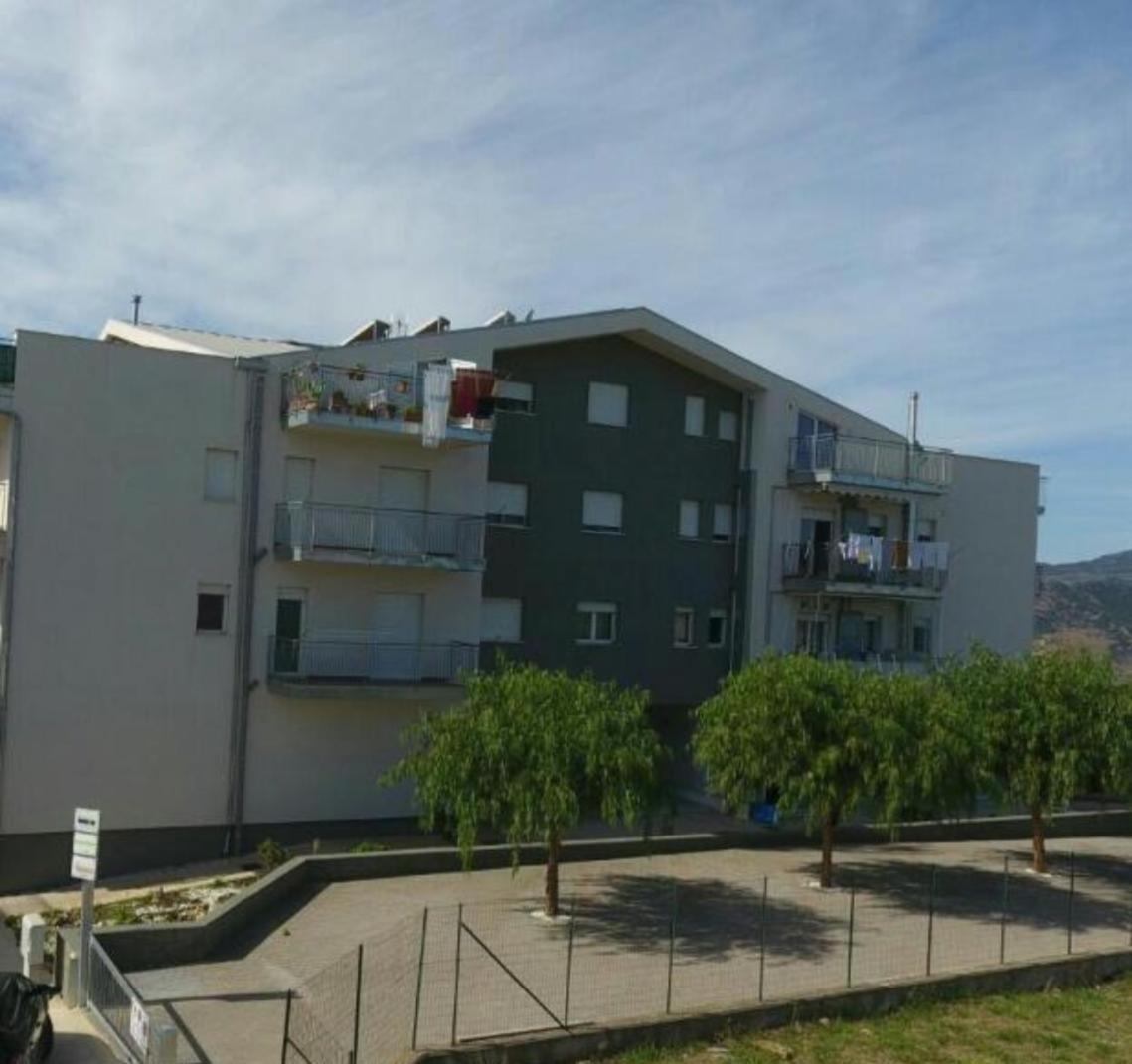 Casa Vacanza Helios Leonforte Екстериор снимка