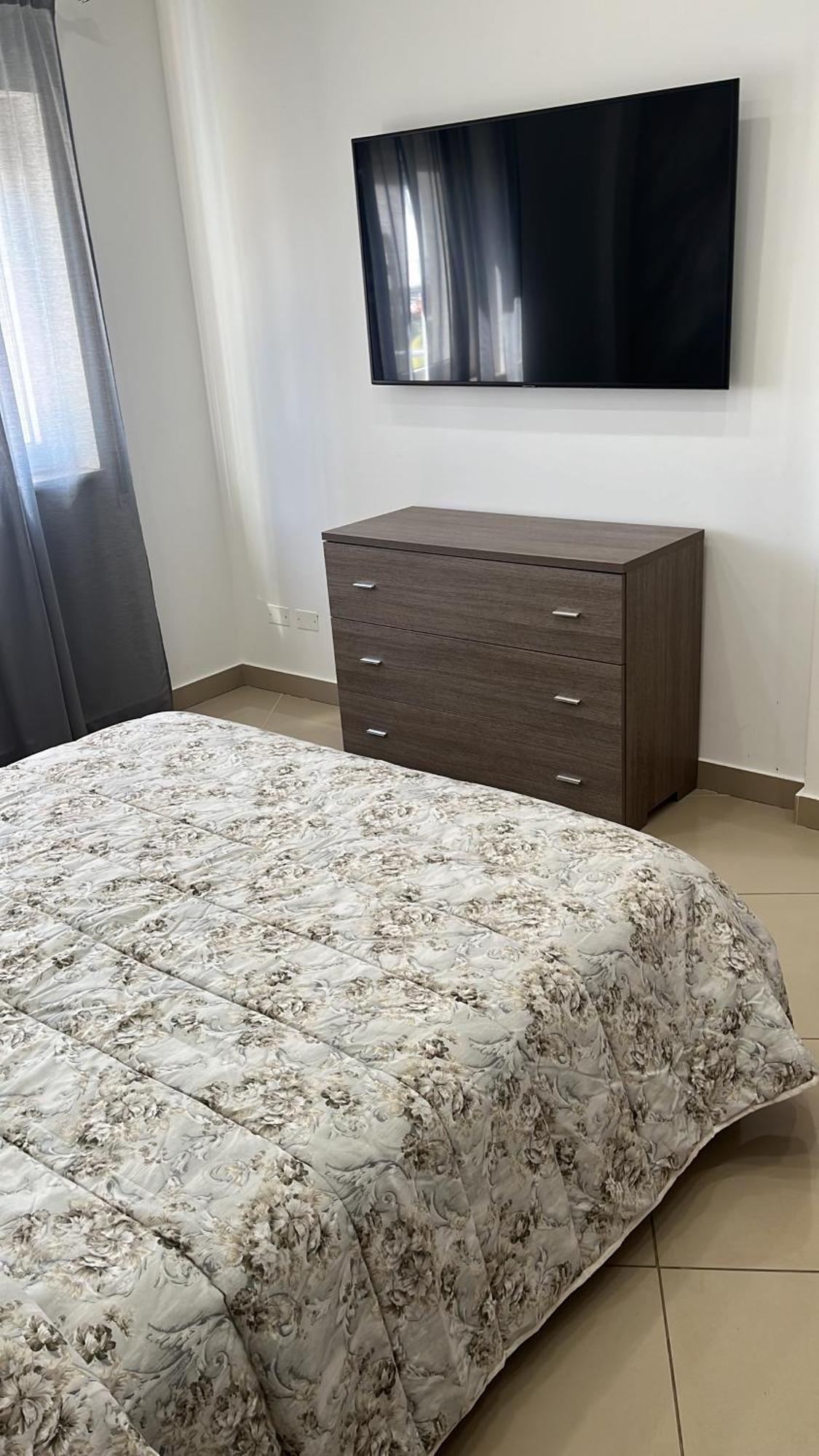 Casa Vacanza Helios Leonforte Екстериор снимка