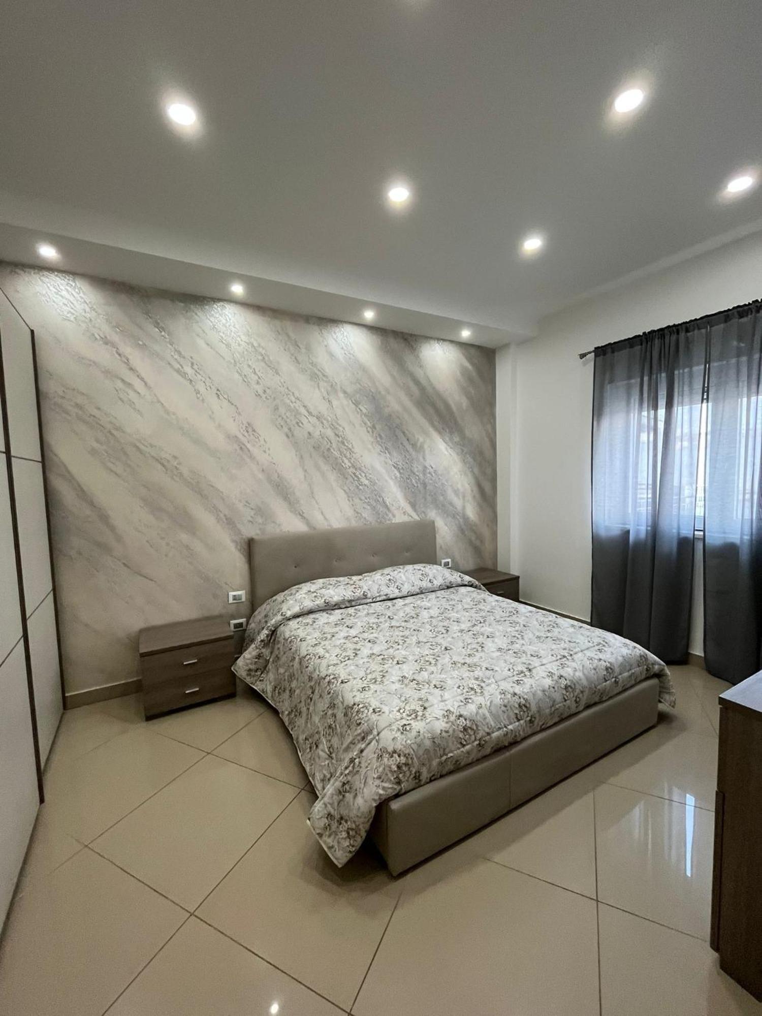 Casa Vacanza Helios Leonforte Екстериор снимка